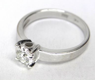 Кольцо из золота 585 пробы с бриллиантом 0.21 ct