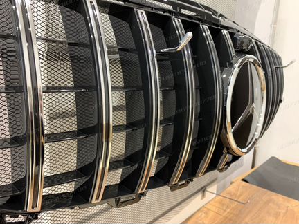 Решетка радиатора Mercedes W213 C238 Стиль GT