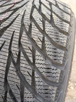 235 45 18 Nokian Hakkapeliitta R2