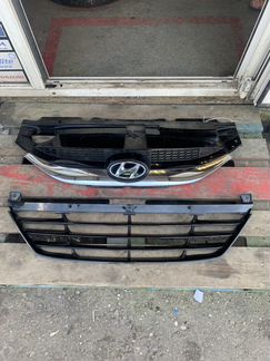 Решетка радиатора Hyundai ix35 Рестайл