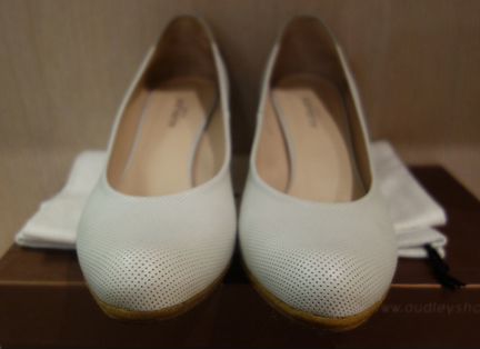 Новые кожаные туфли Англия р.37
