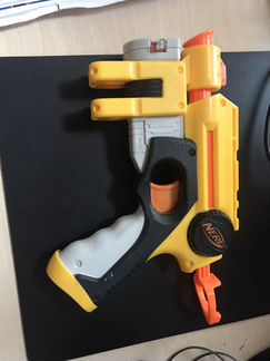 Nerf пистолет