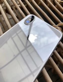 iPhone X