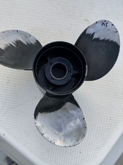 Гребной винт Black Max 23”