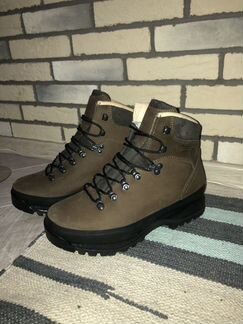 Зимние ботинки 