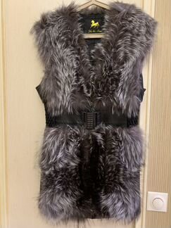 Меховой жилет из чернобурки 44-46 р-р (новый)