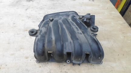 Коллектор Ниссан Тиида С11 Nissan Tiida впускной