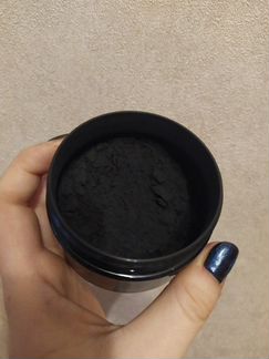 Чёрный отбеливающий порошок для зубов