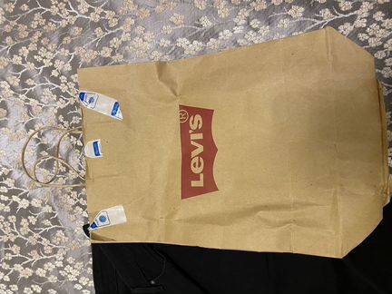 Джинсы Levi’s