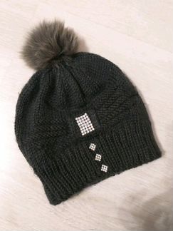 Шапка с помпоном