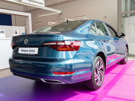 Volkswagen Jetta 1.6 AT, 2020