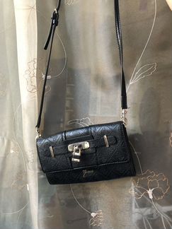 Сумка Guess crossbody