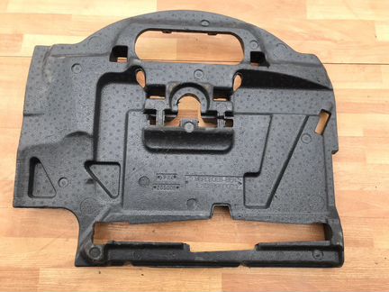 Вещевой пенопластовый лоток Mercedes W166