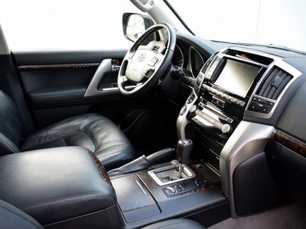 Toyota Land Cruiser 4.6 AT, 2015, 77 521 км