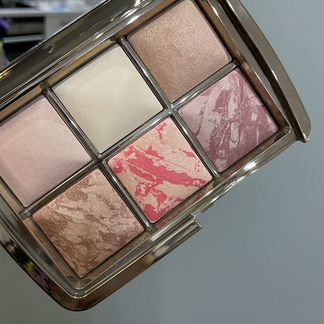 Hourglass для лица рождество 2020