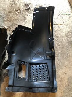 Правый и левый подкрылок бмв Ф01 BMW 7