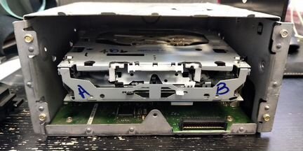 Магнитола на запчасти