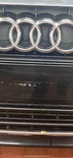 Решетка радиатора Ауди а6 с7 оригинал б/у