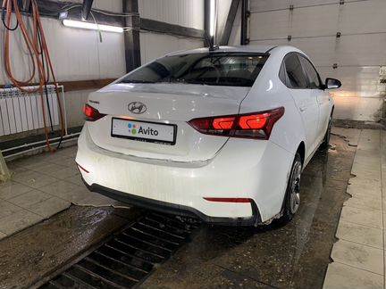 Hyundai Solaris 1.4 AT, 2017, 76 900 км