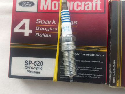 Свеча зажигания