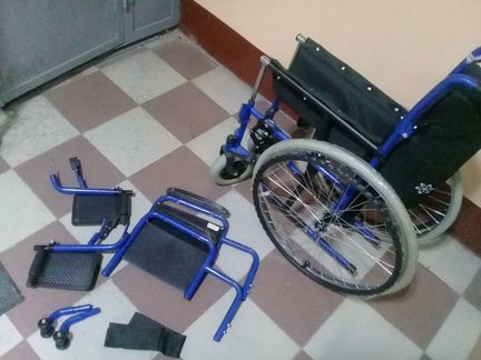 Инвалидное кресло