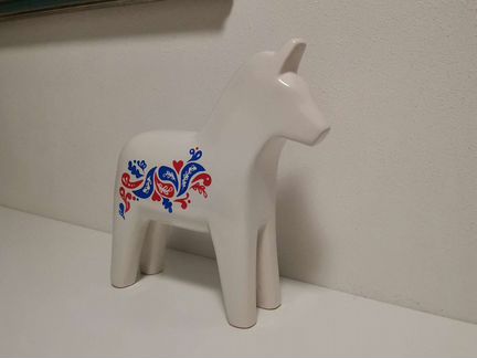 Керамический новогодний конь