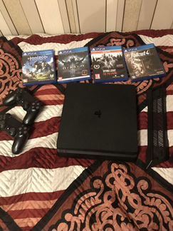 Sony PS4 slim