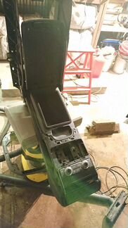 Подлокотник задний Audi S8 D4 4H