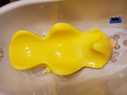 Ванночка для купания с горкой