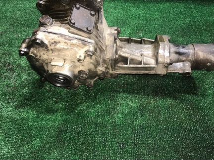 Редуктор передний Mitsubishi Grandis NA