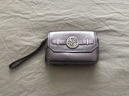 Новая бронзовая сумка-клатч Guess