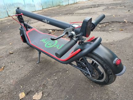 Kugoo G-booster и Mizar электросамокаты
