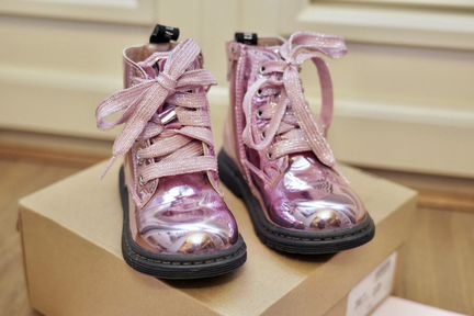 Ботинки Minotti 23 размер новые