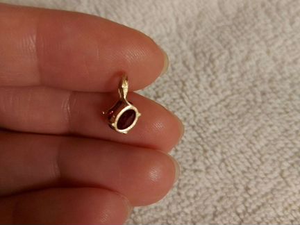 Золотая подвеска