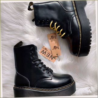 Зимние ботинки Dr.Martens с мехом