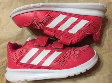 Кроссовки Adidas (17,5 см стелька) - состояние нов