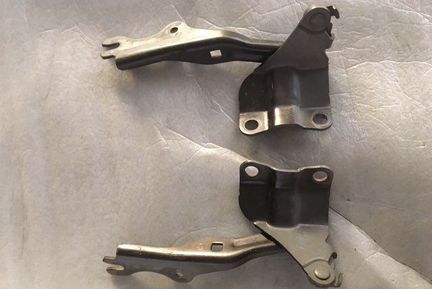 Петля капота мазда 6