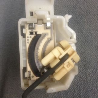 Toyota Land Cruiser Prado 120 датчик топлива