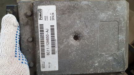 Блок управления двигателем 6C11-12A650-AJ