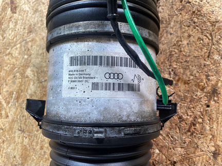 Пневмостойка Audi A8 D4/4H 2012г