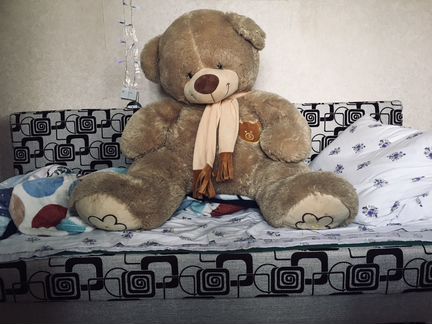 Плюшевый медведь