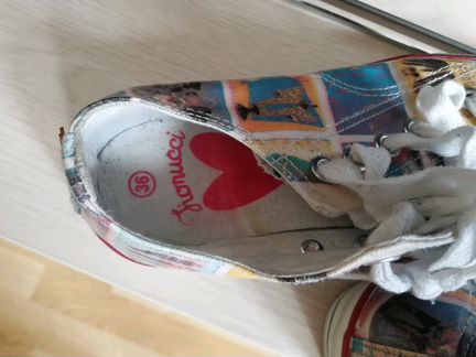 Кроссовки fiorucci