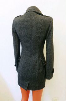 Серое пальто Concept club