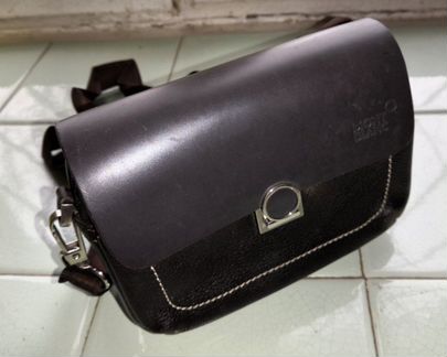 Мужская кожаная сумка на пояс