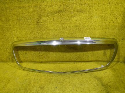 Накладка решетки радиатора Mercedes E class W213 1