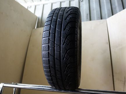215 45 17 Pirelli Winter 210 Sottozero SerieII49ZT