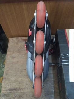 Коньки роликовые