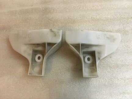 Кронштейн заднего бампера правый Мазда сх7