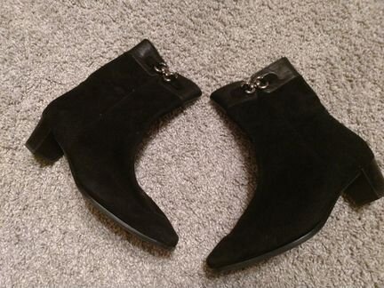 Hassia ботильоны