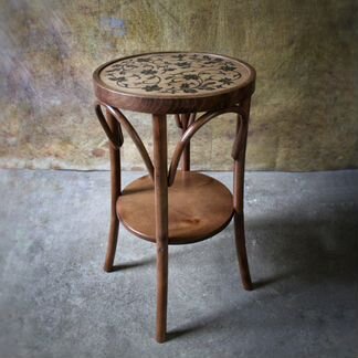 Кофейный столик